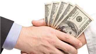 阿姨救我！打工仔怨嘆不「這樣做」會餓死