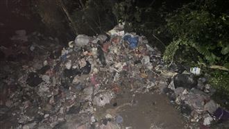 新／又發現垃圾谷！環保局漏夜清運中