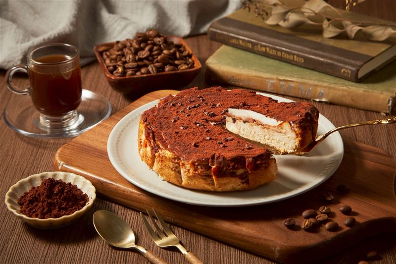咖啡迷必收！起士公爵打造秋冬最迷人「義式瑪奇朵熟成巴斯克」