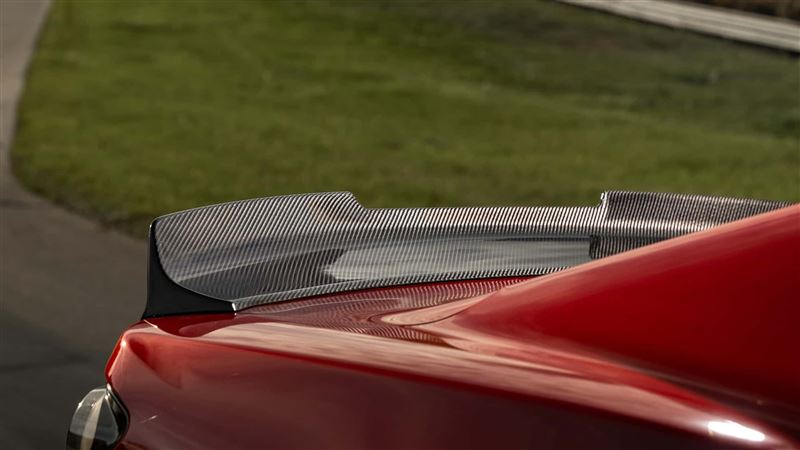 碳纖維尾翼。（圖／翻攝GM網站）