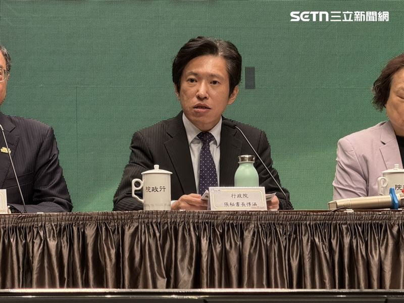 行政院秘書長張惇涵喊話國民黨金門立委陳玉珍、連江立委陳雪生，希望支持院版《財劃法》（圖／記者劉秀敏攝影）