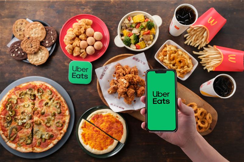 Uber Eats&nbsp;公布全台外送美食排行榜，由鍋貼拿下冠軍。(圖／Uber Eats提供）