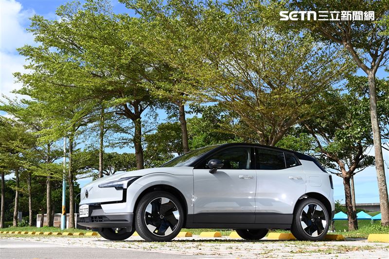 Volvo EX30 Plus電動休旅。（圖／記者鍾釗榛攝影）