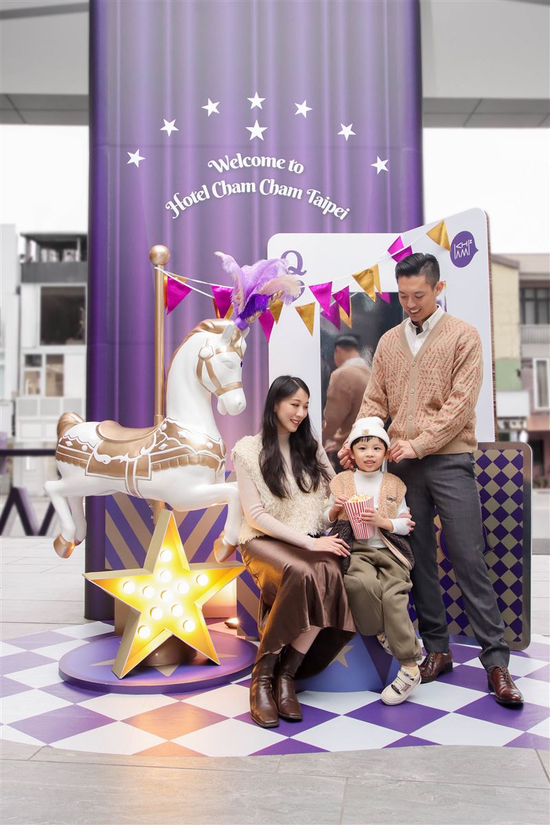 於板橋凱撒大飯店與台北趣淘漫旅兩館完成打卡拍照任務，即可獲得爆米花乙份。（圖／飯店旅宿業者提供）