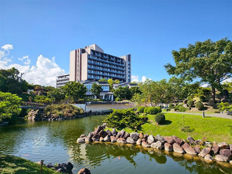 宜蘭綠舞國際觀光飯店自即日起至2026/3/31推出「歲末豐收 尾牙春酒住房專案」。（圖／飯店旅宿業者提供）