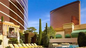 由中國賭客、中國人地下銀行家和墨西哥毒梟所構成的跨國洗錢網絡，一大關鍵結點，就是永利拉斯維加斯賭場。（圖／翻攝自X平台 @WynnLasVegas）