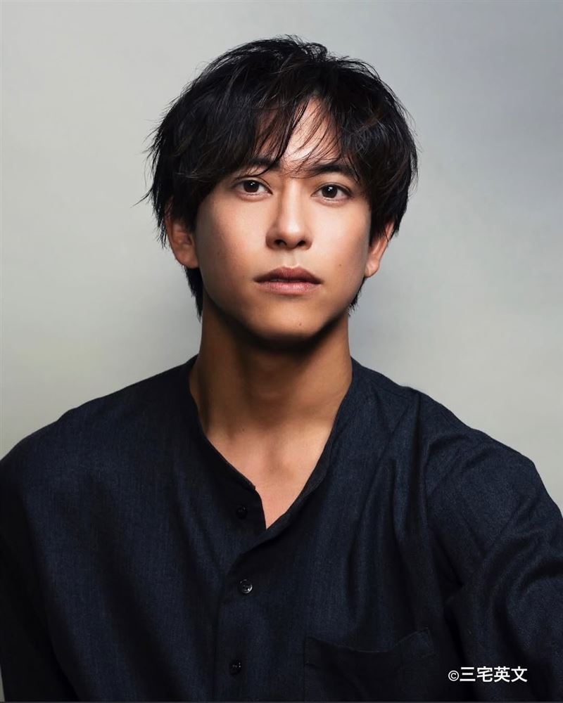 33歲男星佐野岳前日在節目錄影中驚傳受重傷緊急送醫。（圖／翻攝自IG @gaku_sano_09）