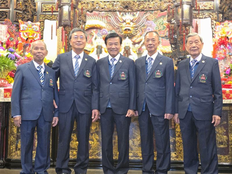 台北府城隍廟建廟144年。農曆10月初一是台北府城隍爺威靈公生日！松山信義八大廟2025年最後集合，６位美麗禮生驚豔全場。（圖／台北府城隍廟提供）