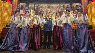 台北府城隍廟建廟144年。農曆10月初一是台北府城隍爺威靈公生日！松山信義八大廟2025年最後集合，６位美麗禮生驚豔全場。（圖／台北府城隍廟提供） 