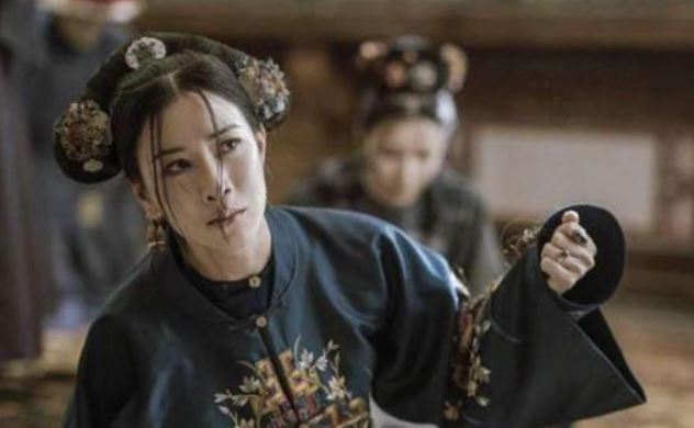 清宮劇裡的的「斷髮戲」，往往是最劇中最高潮的橋段。（圖／翻攝自微博）