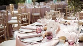 一對新人在婚宴時撥放宮鬥劇《後宮甄嬛傳》，希望能讓賓客吃飯時不無聊。（示意圖，Pixabay）