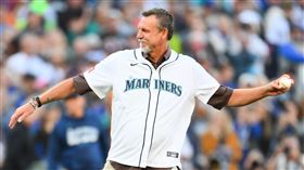 水手下季將退休強森（Randy Johnson）球衣。（圖／路透社／達志影像）