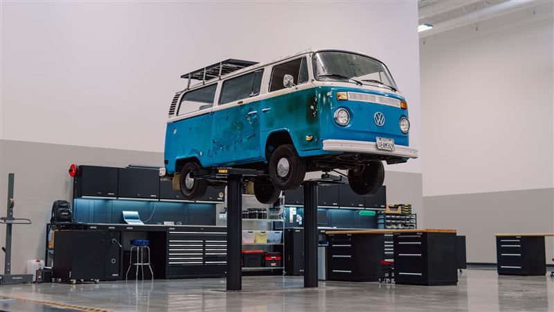 被山火吞沒還能復活！福斯T2奇蹟重生