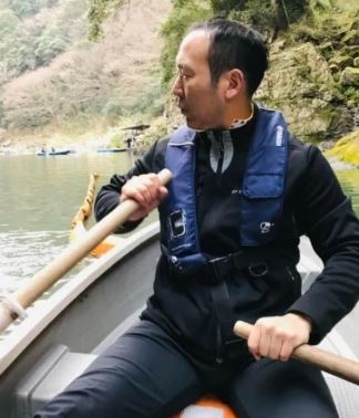 孫正華曬出老公帥照。（圖／翻攝自臉書）