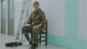 Darren還把NPC「突擊盤問技能」點滿，各種靈魂拷問。（圖／小公視提供）