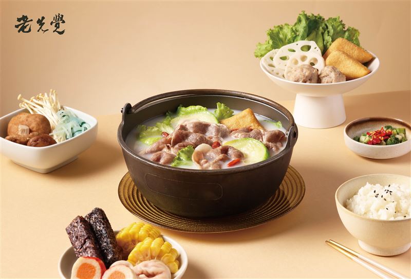 老先覺、潮味決、麵匡匡聯手推出週年慶活動，抽汽車、電視。(圖／吾蜂美食集團提供）