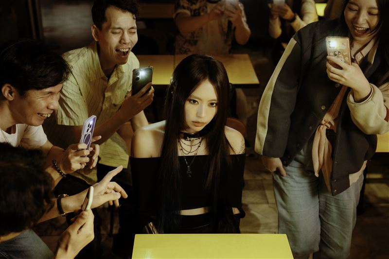 李芷婷推出新歌。（圖／華納音樂提供）