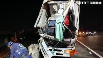 新／國1大雅段車禍！乘客拋飛肢體斷裂亡