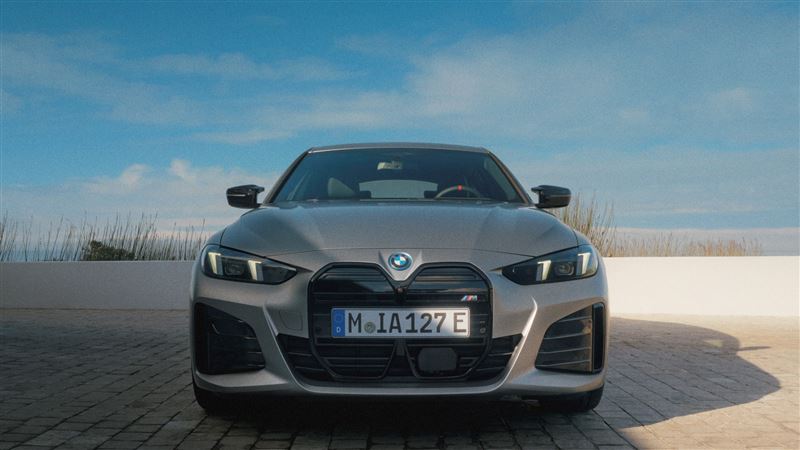 BMW全新i4導入採用碳化矽逆變器架構。（圖／BMW提供）