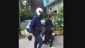 新北,三重,吸食毒品,鐵棍,隨機攻擊。（圖／翻攝畫面）