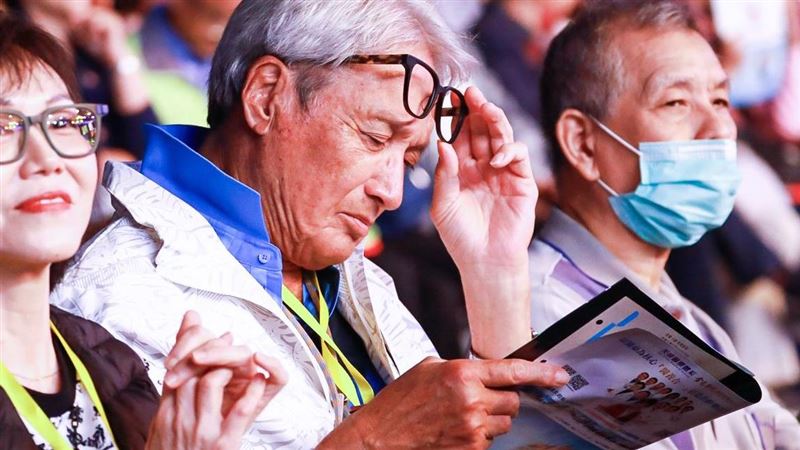 民歌大巨蛋開唱！消失多年大咖影帝突現身