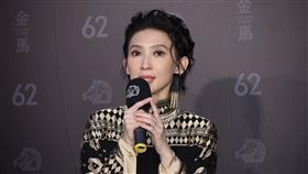 戴佩妮以電影《地母》主題曲〈布秧〉抱回最佳原創電影歌曲獎。（圖／記者鄭孟晃、趙于瑩攝影）