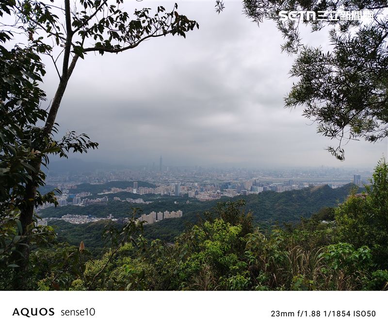 夏普AQUOS sense10戶外