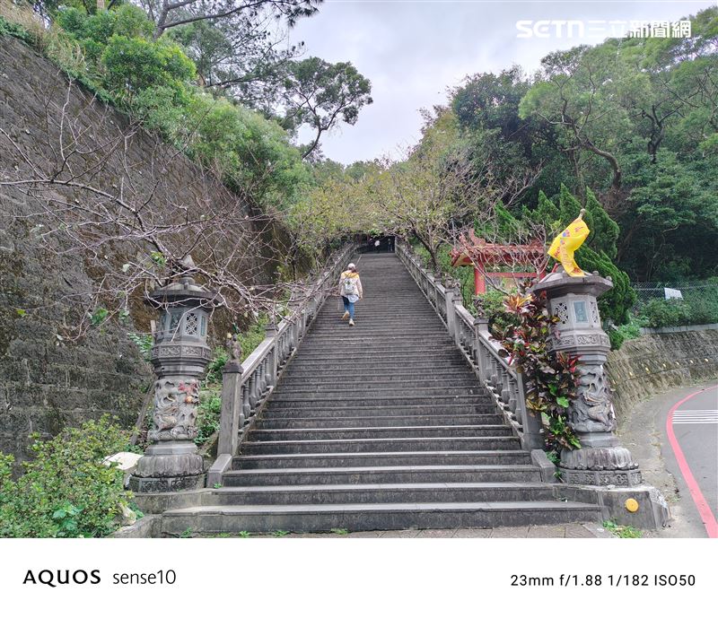 夏普AQUOS sense10戶外