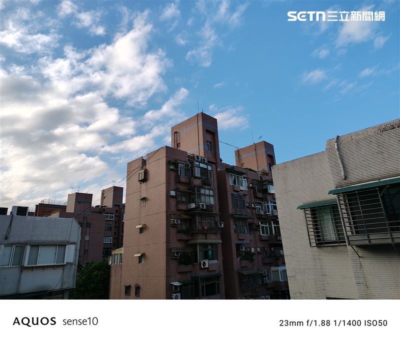 夏普AQUOS sense10戶外