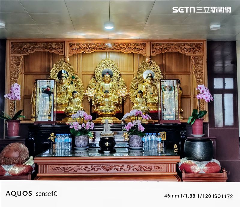 夏普AQUOS sense10 2倍拍攝佛像
