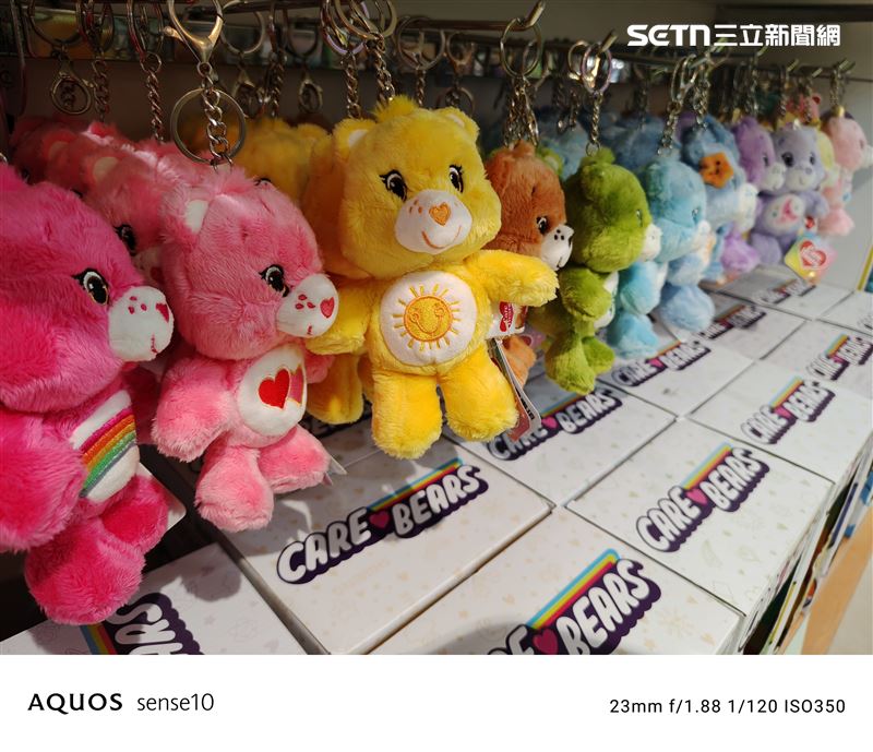 夏普AQUOS sense10室內照