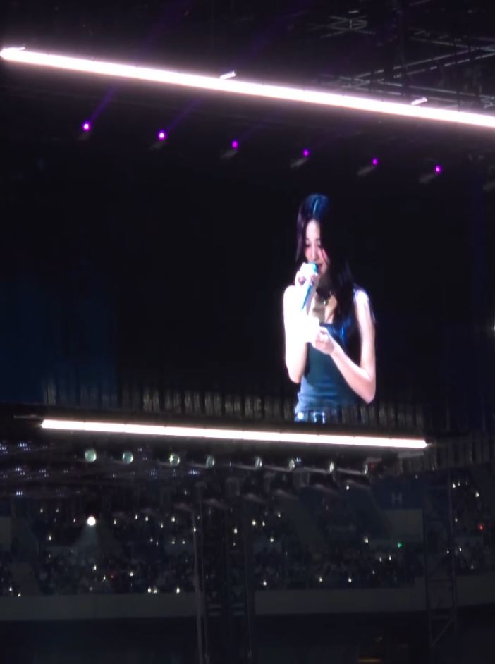 子瑜念手寫信，吐露多年心情。（圖／讀者提供）