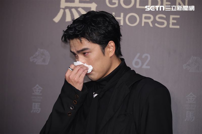 曾敬驊在得知獲獎後數度爆哭。（圖／記者鄭孟晃、趙于瑩攝影）