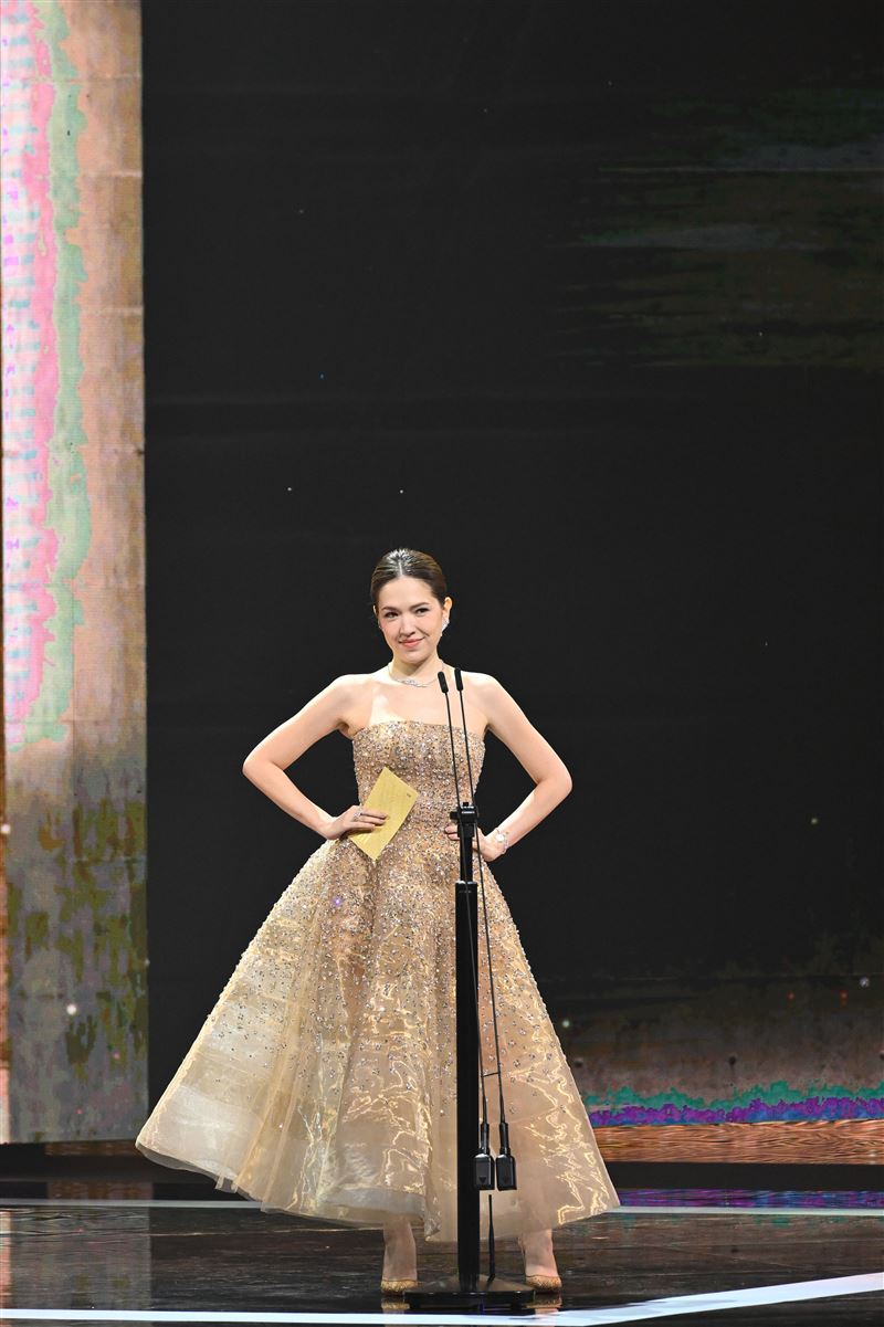 許瑋甯擔任頒獎嘉賓。（圖／金馬執委會提供）