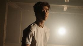 U:NUS蔡承祐〈覆蓋回憶〉。（圖／滾石唱片提供）