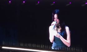 周子瑜出道10年終於首度在家鄉公開演出（圖／翻攝自IG @thinkaboutzu）