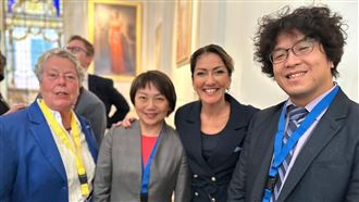 中共搞全球通緝！沈伯洋、范雲在國際自由聯盟推「反制垮國鎮壓」決議通過。（圖／范雲辦公室提供）