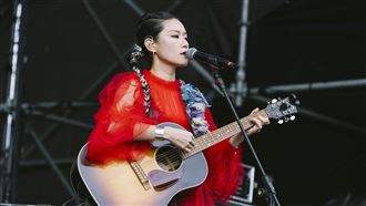 女星突爆親姊輕生離世　忍悲獻唱親吐心聲