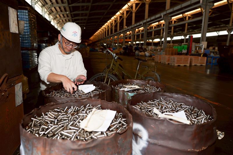 打造「扣件製造首都」！賴瑞隆公布北高雄新願景。（圖／賴瑞隆辦公室提供）