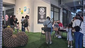 「栖域設計×藝術 新聲實驗室」活動，開幕當日吸引社區民眾共襄盛舉。(圖／栖域設計提供)