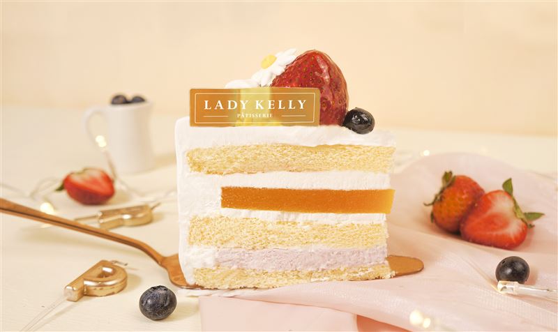 LADY KELLY熱銷的鮮奶油蛋糕系列，以多層次的口感設計與輕盈化口的日本鮮奶油，帶來豐富的味蕾饗宴，減糖依然美味不打折。（圖／品牌業者提供）