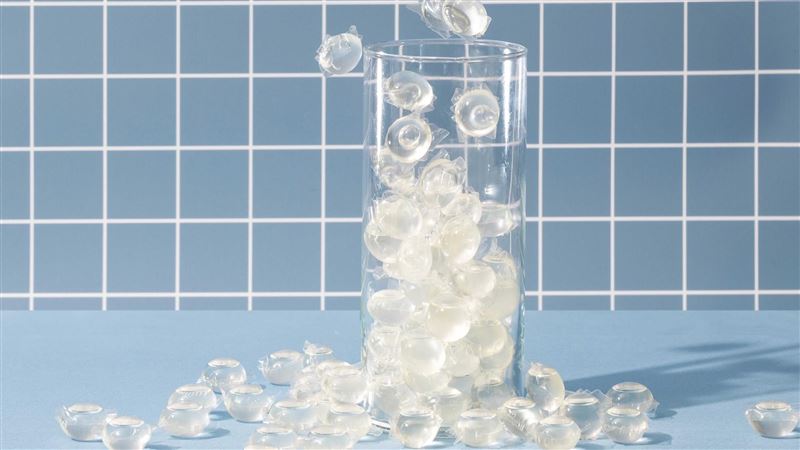 她1動作洗衣膠囊爆噴「視力0.06」險變瞎