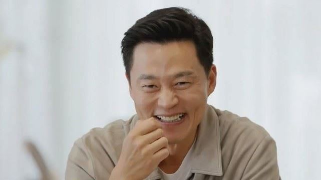 李瑞鎮證實「交往過歌手」！網驚掉下巴