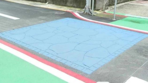 馬路7彩標線看攏無 議員批:像著色大賽