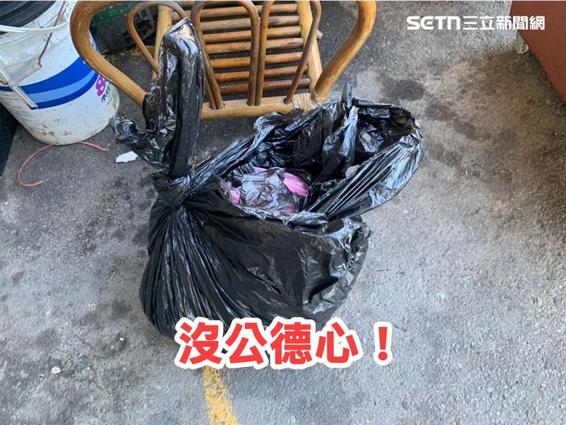短短 11 天內第 7 次出現同類情況。更巧合的是，每次被棄置垃圾的時間點，幾乎都落在清潔隊未收運垃圾的日子。（圖／鹿港巡守隊）