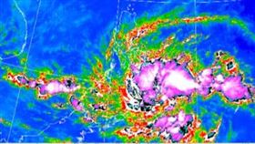 92W預計今天發展為熱帶性低氣壓、明日發展成颱風。（圖／中央氣象署）