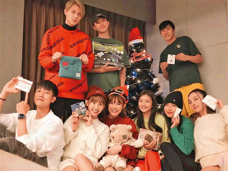 成人平台SWAP證實邀粿粿合作，3位前男友與同學震驚大喊：「粿粿，萬萬不可以」。（圖／翻攝自IG @meigo.c）