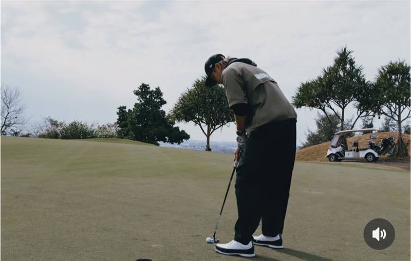 坤達過去也曾分享打高爾夫球的照片。（圖／翻攝自坤達IG）