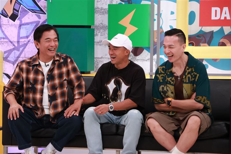 吳宗憲（左起）、小馬、小鐘曾組團。（圖／中天提供)