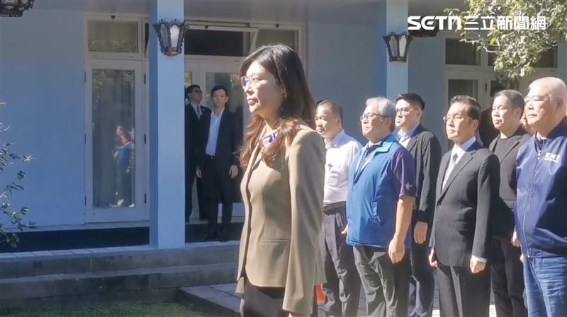 拜吳石再謁陵兩蔣！鄭麗文大笑「這樣說」